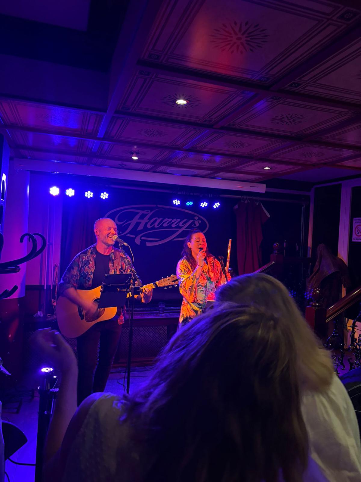 Duo Valoo – Harry's lavalla